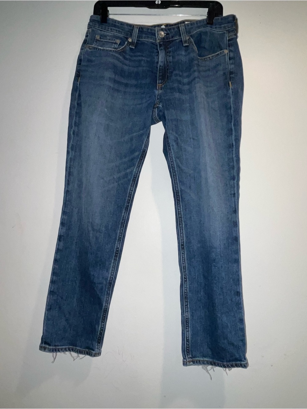 RAG & BONE Dre Low rise slim boyfriend in Julienne